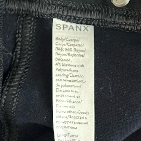 SPANX Leather-Like Black Ankle‎ Skinny Pant - Picture 14 of 15